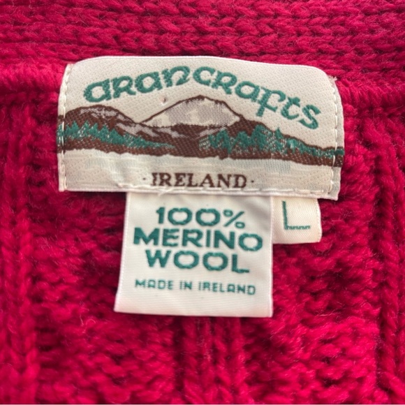 Aran Crafts 100% Merino Wool, Raspberry Cable Knit One Button Cardigan Sweater L - Picture 4 of 13